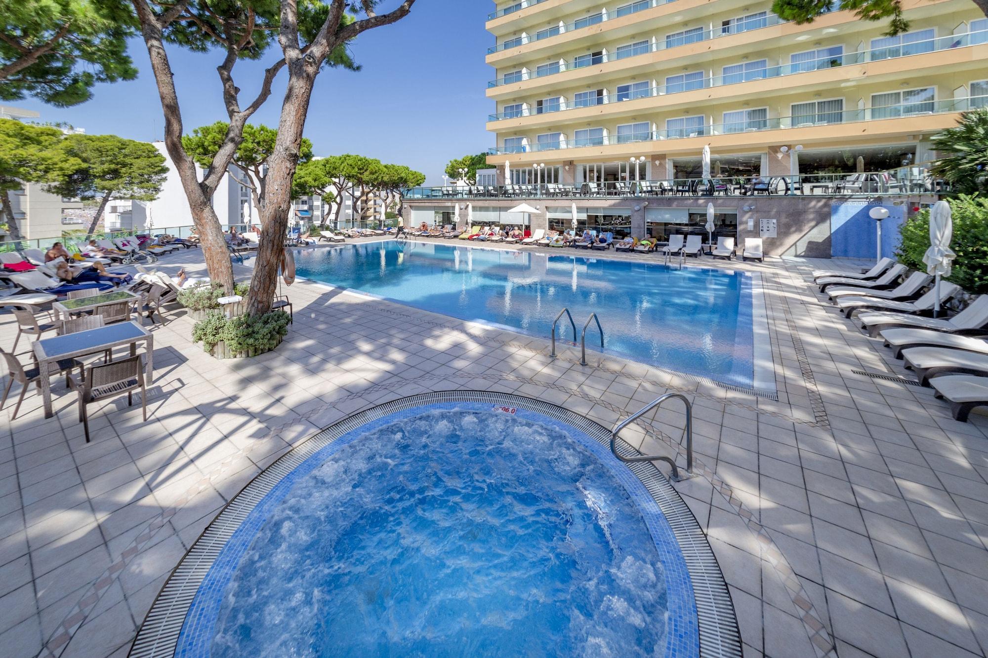 Hotel Las Vegas Salou Bagian luar foto